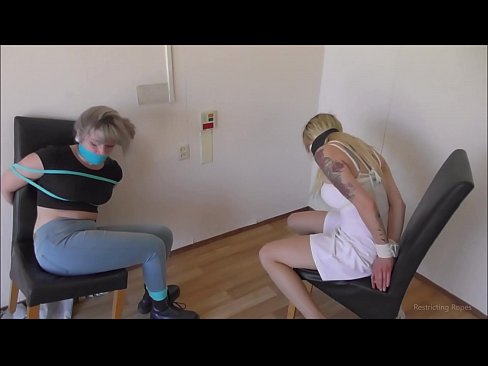 ❤️ Addicted / ceangailte agus gobáilte / cailin i bponc Porn ag ga.pornosexphoto.ru ❌❤