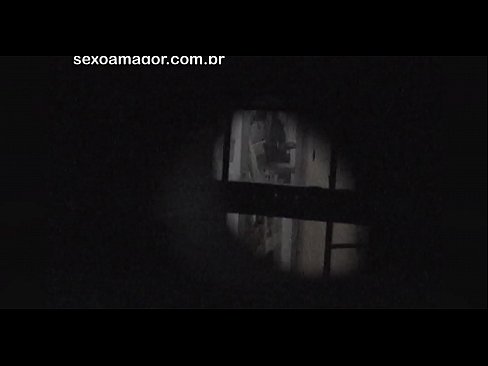 ❤️ Faigheann Blondie fístapáil rúnda ag voyeur comharsanachta i bhfolach taobh thiar de brící cuasach Porn ag ga.pornosexphoto.ru ❌❤