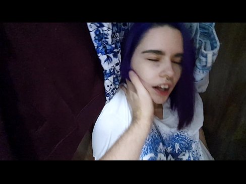 ❤️ Aimsíodh mo SIS sa closet agus chabhraigh sí cum Porn ag ga.pornosexphoto.ru ❌❤